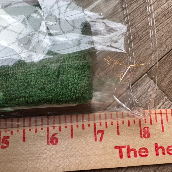 Green Halara brand Terry Stretch head/sweat band NEW - Picture 4 of 6